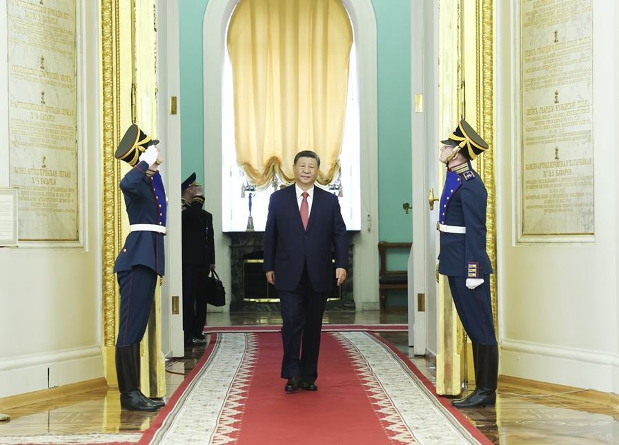 习近平同俄罗斯总统普京举行会谈