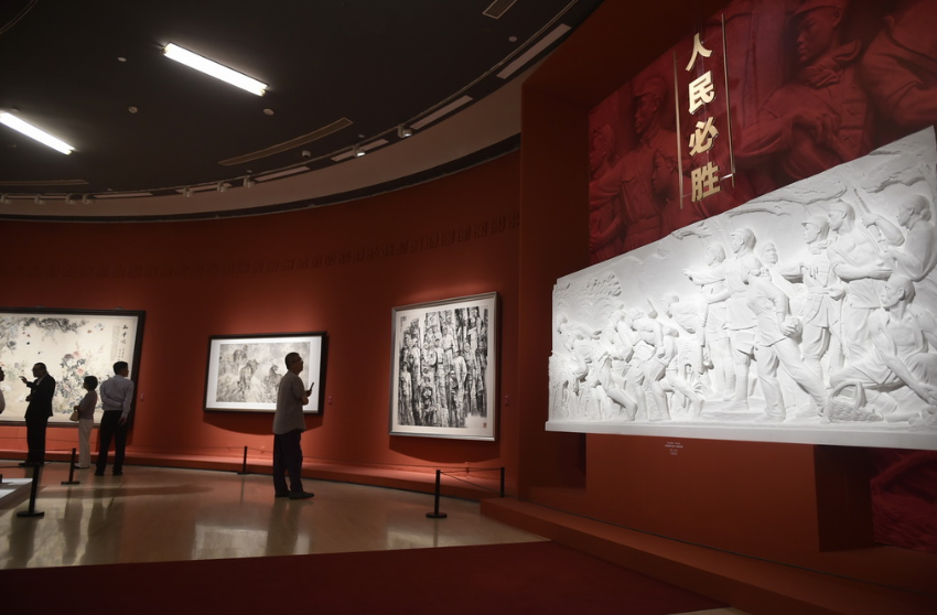 “人民必胜——纪念中国人民抗日战争暨世界反法西斯战争胜利80周年美术作品展”在京开幕