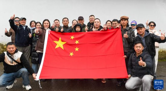 18名中国公民自伊朗撤离至阿塞拜疆