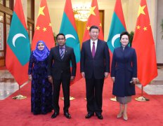 习近平同马尔代夫总统亚明会谈两国元首一致同意共同推进“一带一路”建设，为双边关系发展注入新动力