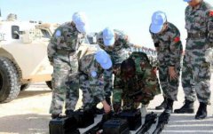 中国赴黎维和部队通过联合国装备核查