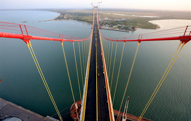 非洲主跨径最大悬索桥通车在即