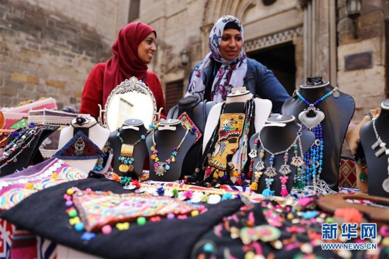 （国际）（3）埃及：妇女节手工艺品展