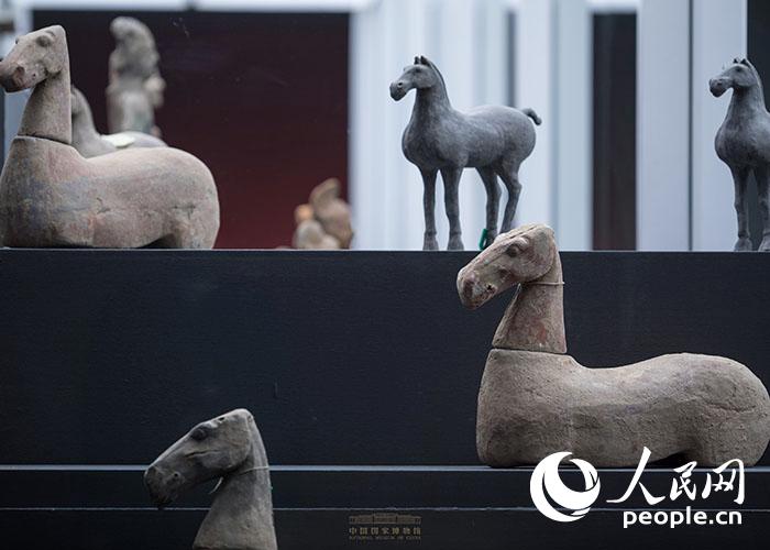 意大利返还中国流失文物展览现场展出的展品 摄影：范立